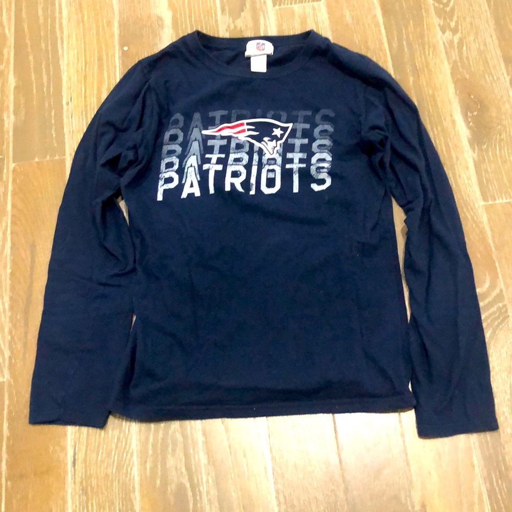 NFL Patriots Long Sleeve Women’s Top Size small; navy blue